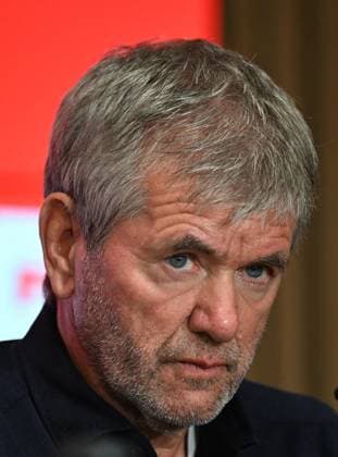 05 05 2025, xophax, Soccer 2 Bundesliga 1 FC Köln Press Conference FC , New Coach Friedhelm Funkel DFL DFB REGULATIONS PROHIBIT ANY USE OF PHOTOGRAPHS as IMAGE SEQUENCES and or QUASI VIDEO Köln