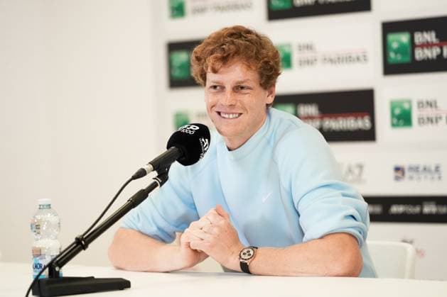 Jannik Sinner of Italy during a press conference, PK, Pressekonferenz at the Internazionali BNL d Italia 2025 tennis tournament at Foro Italico in Rome, Italy on 5 5, 2024. Jannik Sinner s disqualification ended yesterday, 4 May. The Italian tennis player served his three-month court ban imposed by the World Anti Doping Agency (Wada) for his partial responsibility for his staff s negligent behaviour in the use of Clostebol a healing ointment used by his masseur. AntoniettaxBaldassarre
