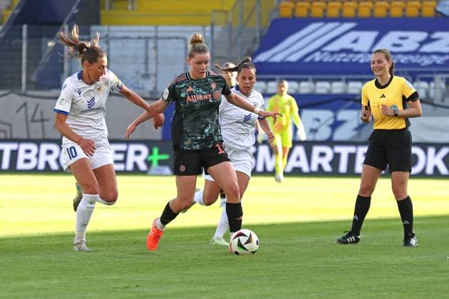 1 Bundesliga Women FC Carl Zeiss Jena vs FC Bayern Munich, 05 05 25 Alara Sehitler 14, Bayern Munich on the ball Football, Google Pixel Women Bundesliga, Season 2024 2025, 21 Matchday FC Carl Zeiss Jena vs FC Bayern Munich on 05 05 25, Ernst Abbe Sportfeld, ad hoc Arena, Jena DFB REGULATIONS PROHIBIT ANY USE OF PHOTOGRAPHS AS IMAGE SEQUENCES AND OR QUASI VIDEO Copyright: xBEAUTIFULxSPORTS JanxKaeferx