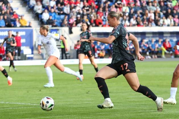 1 Bundesliga Women FC Carl Zeiss Jena vs FC Bayern Munich, 05 05 25 Klara Bühl 17, Bayern Munich Football, Google Pixel Women Bundesliga, Season 2024 2025, 21 Matchday FC Carl Zeiss Jena vs FC Bayern Munich on 05 05 25, Ernst Abbe Sportfeld, ad hoc Arena, Jena DFB REGULATIONS PROHIBIT ANY USE OF PHOTOGRAPHS AS IMAGE SEQUENCES AND OR QUASI VIDEO Copyright: xBEAUTIFULxSPORTS JanxKaeferx
