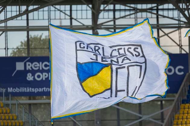 05 05 2025, xomx, Soccer Google Pixel Women Bundesliga, Carl Zeiss Jena FC Bayern Muenchen v l Flag FCC DFL DFB REGULATIONS PROHIBIT ANY USE OF PHOTOGRAPHS as IMAGE SEQUENCES and or QUASI VIDEO Jena