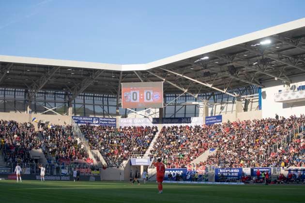 GER, Jena, Soccer, Google Pixel Womens Bundesliga, 21 Matchday, FC Carl Zeiss Jena vs FC Bayern Muenchen in the picture v l Stadium stands with fans during the match 05 05 2025, Ernst Abbe Sportfeld Jena DFL DFB REGULATIONS PROHIBIT ANY USE OF PHOTOGRAPHS AS IMAGE SEQUENCES AND OR QUASI VIDEO, Copyright: HMBxMedia PaulxFritz