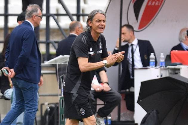 CALCIO - Serie B - SSC Bari vs AC Pisa Head coach of Pisa Filippo Inzaghi during SSC Bari vs AC Pisa, Italian soccer Serie B match in Bari, Italy, May 04 2025 Bari Italy  Copyright: xIPAxSport ABACAx
