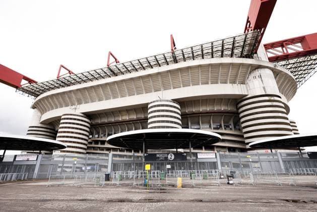 May 6, 2025, Milan, Milan, Italy: View outside the stadium prior the UEFA Champions League 2024 25 League semi final second leg match between FC Internazionale Milano and FC Barcelona, Barca at Stadio Giuseppe Meazza on May 05, 2025 in Milan, Italy. Milan Italy - ZUMAa181 20250506_zaa_a181_013 Copyright: xDennisxAgyemanx