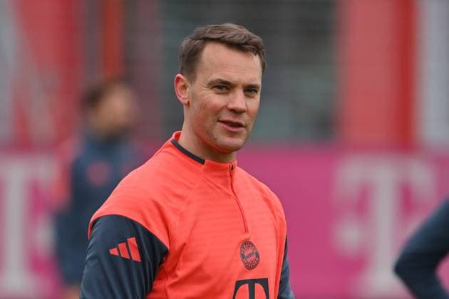 Manuel NEUER Goalkeeper Bayern Muenchen , action,single picture,cropped single motif,portrait,portrait,portrait public training FC Bayern Muenchen on the training ground at Saebener Strasse on 06 05 2025 Soccer 1 Bundesliga,season 2024 2025