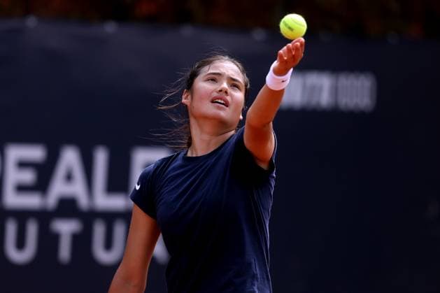 Tennis: Emma Raducanu, ATP, Tennis Herren and WTA, Tennis Damen Master 1000 training session at the Foro Italico in Rome Rome, Italy 05 06 2025: Emma Raducanu ranking 49 during the training session at the Internazionali BNL d™ Italia 2025 ATP and WTA Master 1000 circuit of Rome at the Foro Italico. Rome foro italico italy italy Copyright: xmarcoxiacobucci