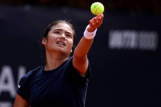 Tennis: Emma Raducanu, ATP, Tennis Herren and WTA, Tennis Damen Master 1000 training session at the Foro Italico in Rome Rome, Italy 05 06 2025: Emma Raducanu ranking 49 during the training session at the Internazionali BNL d™ Italia 2025 ATP and WTA Master 1000 circuit of Rome at the Foro Italico. Rome foro italico italy italy Copyright: xmarcoxiacobucci