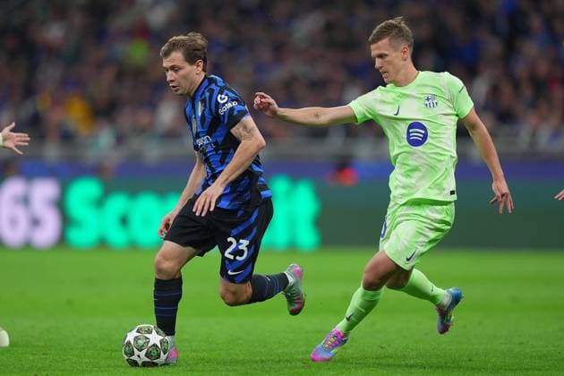 Inter MilanÕs Nicolo Barella during the Uefa Champions League soccer match between Inter and Barcelona at San Siro Stadium in Milan , North Italy - Tuesday May 06, 2025 . - Soccer  Copyright: xSpada LaPressex