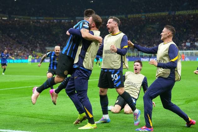 Inter MilanÕs Lautaro Martinez celebrates after scoring 1-0 during the Uefa Champions League soccer match between Inter and Barcelona at San Siro Stadium in Milan , North Italy - Tuesday May 06, 2025 . - Soccer  Copyright: xSpada LaPressex
