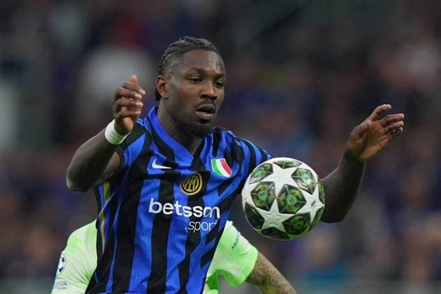 Inter Milan s Marcus Thuram during the Uefa Champions League soccer match between Inter and Barcelona at San Siro Stadium in Milan , North Italy - Tuesday May 06, 2025 . - Soccer  Copyright: xSpada LaPressex