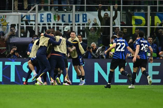 Lautaro Martinez of F.C. Inter celebrates after scoring the goal of 1-0 during the UEFA Champions League 2024 25 Semi Final Second Leg match between FC Internazionale Milano and FC Barcelona, Barca at San Siro Stadium on May 6, 2025 in Milan, Italy  Copyright: xDomenicoxCippitelli IPAxSportx xipa-agency.netx xx IPA_57345385 IPA_Agency_IPA57345385
