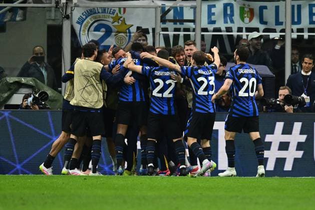 Lautaro Martinez of F.C. Inter celebrates after scoring the goal of 1-0 during the UEFA Champions League 2024 25 Semi Final Second Leg match between FC Internazionale Milano and FC Barcelona, Barca at San Siro Stadium on May 6, 2025 in Milan, Italy  Copyright: xDomenicoxCippitelli IPAxSportx xipa-agency.netx xx IPA_57345391 IPA_Agency_IPA57345391