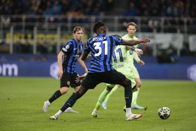 Yann Bisseck of Inter FC during the Uefa Champions League 2024 45, semi-final second leg, football match between FC Inter and FC Barcelona, Barca on 06 Maj 2025 at San Siro Stadium, Milan, Italy. Photo Nderim Kaceli  Copyright: xNderimxKaceli IPAxSportx xipa-agency.netx xx IPA_57345502 IPA_Agency_IPA57345502
