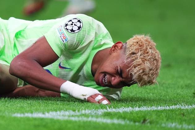 Barcelona s Lamine Yamal during the Uefa Champions League soccer match between Inter and Barcelona at San Siro Stadium in Milan , North Italy - Tuesday May 06, 2025 . - Soccer  Copyright: xSpada LaPressex