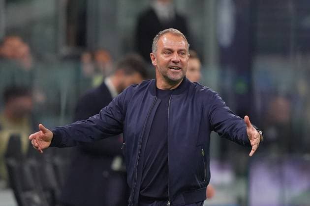 BarcelonaÕs head coach Hansi Flick during the Uefa Champions League soccer match between Inter and Barcelona at San Siro Stadium in Milan , North Italy - Tuesday May 06, 2025 . - Soccer  Copyright: xSpada LaPressex