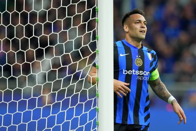 Inter MilanÕs Lautaro Martinez during the Uefa Champions League soccer match between Inter and Barcelona at San Siro Stadium in Milan , North Italy - Tuesday May 06, 2025 . - Soccer  Copyright: xSpada LaPressex