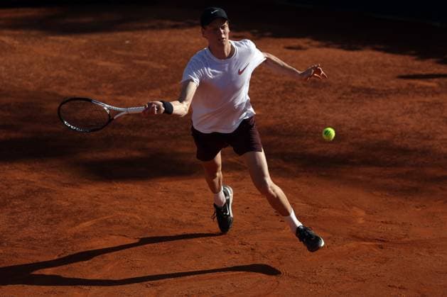 Tennis: Jannik Sinner ranking 1, ATP, Tennis Herren and WTA, Tennis Damen Master 1000 training session at the Foro Italico in Rome Rome Italy 06.05.2025: Jamie Sinner ranking 1 during the training session at the Internazionali BNL d Italia 2025 ATP and WTA Master 1000 circuit in Rome at the Foro Italico. Rome italy Italy  Copyright: xIPA ABACAx