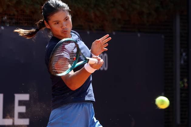 Rome, Italy, italy: Rome Italy 06.05.2025: Emma Raducanu ranking 49 during the training session at the Internazionali BNL d Italia 2025 ATP, Tennis Herren and WTA, Tennis Damen Master 1000 circuit in Rome at the Foro Italico. Tennis: Emma Raducanu, ATP And WTA Master 1000 Training Session At Foro Italico In Rome  - ZUMAp169 0816735615st Copyright: xmarcoxiacobuccix