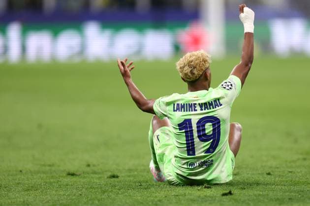 FC Internazionale - FC Barcelona, Barca Lamine Yamal of Fc Barcelona looks dejected during the UEFA Champions League 2024 25 semi-final second leg match between FC Internazionale and Fc Barcelona at Stadio Giuseppe Meazza (San Siro) on May 6 2025 in Milan, Italy . Milano Stadio Giuseppe Meazza Italy Copyright: xMarcoxCanonierox