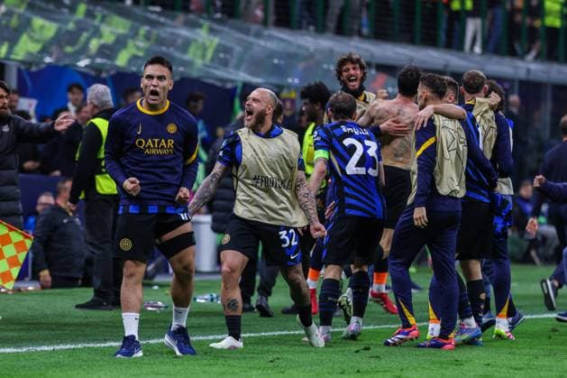 CALCIO - UEFA Champions League - Inter - FC Internazionale vs FC Barcelona, Barca Lautaro Martinez of FC Internazionale celebrates during UEFA Champions League 2024 25 Semi Final - 2nd leg football match between FC Internazionale and FC Barcelona at San Siro Stadium Milan Italy  Copyright: xIPAxSport ABACAx