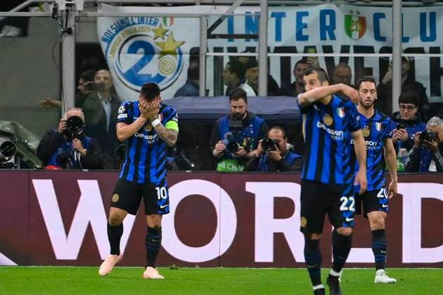 6th May 2025; Giuseppe Meazza, Milan, Italy; Champions League Semi Final, 2nd Leg Football, Inter Milan versus Barcelona FC; Lautaro Mart& xed;nez of FC Internazionale celebrates his goal for 1-0 in the 21st minute  ActionPlus12783335 StefanoxGuidi