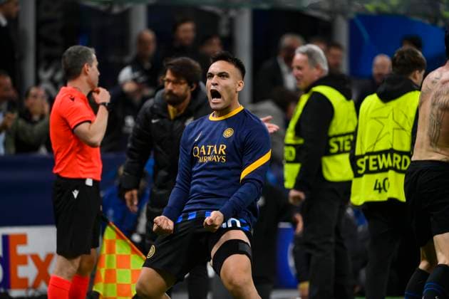 6th May 2025; Giuseppe Meazza, Milan, Italy; Champions League Semi Final, 2nd Leg Football, Inter Milan versus Barcelona FC; Lautaro Mart& xed;nez of FC Internazionale celebrates his teams goal by Francesco Acerbi of FC Internazionale for 3-3  ActionPlus12783445 StefanoxGuidi