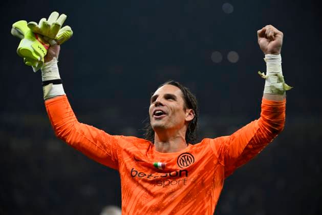 Yann Sommer of FC Internazionale celebrates at the end of the UEFA Champions League 2024 2025 semifinal between FC Internazionale and FC Barcelona, Barca at San Siro stadium in Milano (Italy), May 6, 2025. AndreaxStaccioli