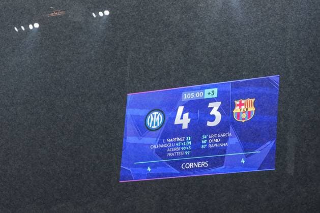 A general view inside the stadium during UEFA Champions League 2024 25 Semi Final - 2nd leg football match between FC Internazionale and FC Barcelona, Barca at San Siro Stadium  Copyright: xFabrizioxCarabelli IPAxSportx xipa-agency.netx xx IPA_57351325 IPA_Agency_IPA57351325