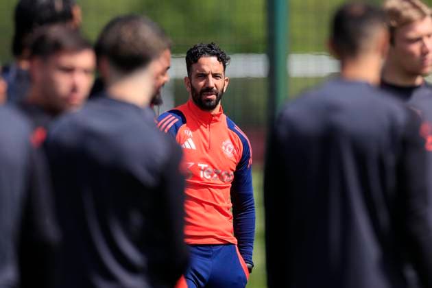 Manchester United, ManU 07 05 2025. Training Ruben Amorim the Manchester United manager during the Europa League training session for Manchester United at Carrington, Manchester, United Kingdom on 7 May 2025. Manchester Carrington United Kingdom Editorial use only , Copyright: xConorxMolloyx PSI-22029-0008