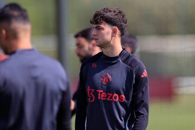 Manchester United, ManU 07 05 2025. Training Tyler Fredricson (55) of Manchester United during the Europa League training session for Manchester United at Carrington, Manchester, United Kingdom on 7 May 2025. Manchester Carrington United Kingdom Editorial use only , Copyright: xConorxMolloyx PSI-22029-0009