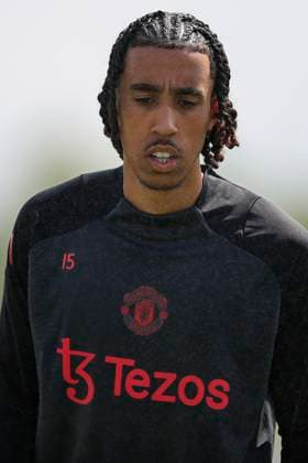 Manchester United, ManU 07 05 2025. Training Leny Yoro (15) of Manchester United during the Europa League training session for Manchester United at Carrington, Manchester, United Kingdom on 7 May 2025. Manchester Carrington United Kingdom Editorial use only , Copyright: xConorxMolloyx PSI-22029-0033