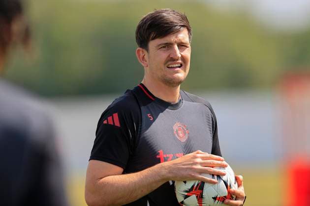 Manchester United, ManU 07 05 2025. Training Harry Maguire (5) of Manchester United during the Europa League training session for Manchester United at Carrington, Manchester, United Kingdom on 7 May 2025. Manchester Carrington United Kingdom Editorial use only , Copyright: xConorxMolloyx PSI-22029-0054