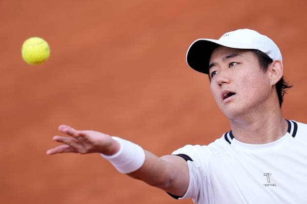 Yoshihito Nishioka (JPN) during the 2th round against Dusan Lajovic (SRB) of the WTA, Tennis Damen Master 1000 Internazionali BNL d™Italia tournament at Foro Italico on May 07, 2025 (Alfredo Falcone LaPresse)  Copyright: xAlfredoxFalcone LaPressex