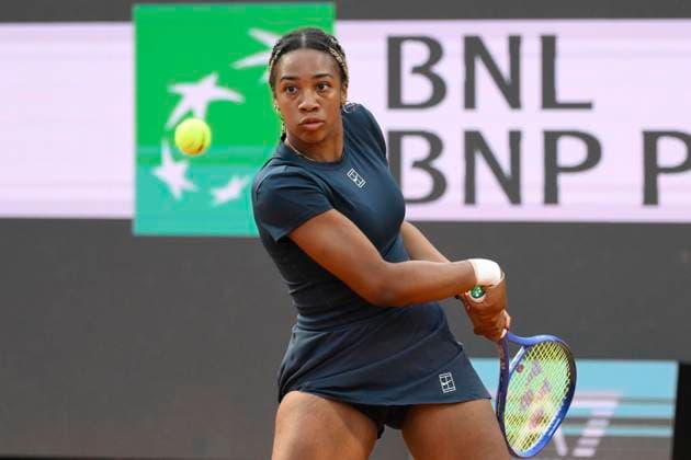 May 7, 2025, Roma: Tyra Caterina Grant of Italy in action during her women s match against Antonia Ruzic of Croatia (not pictured) at the Italian Open tennis tournament at Foro Italico sports complex, in Rome, 07 May 2025. The Italian Open tennis tournament is held between 07 and 18 May 2025. ANSA FABRIZIO CORRADETTI. Italian Open 2025  - ZUMAa110 20250507_zaf_a110_041 Copyright: xFabrizioxCorradettix