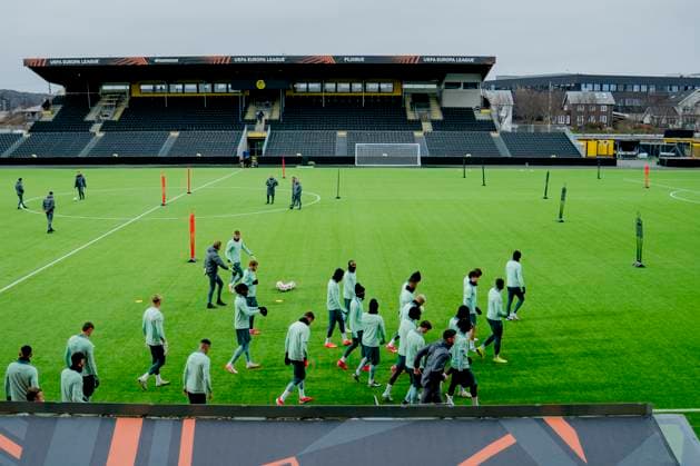 Training for the European League semi-final Bodo 20250507 Tottenham Hotspur training on the day of the European League semi-final against Bodo Glimt at Aspmyra Stadium Photo Stian Lysberg Solum NTB Bodo Norge EDITORIAL USE ONLY RESTRICTED USE FOR BETTING COMPANIES  Copyright: xStianxLysbergxSolumx xNTBx
