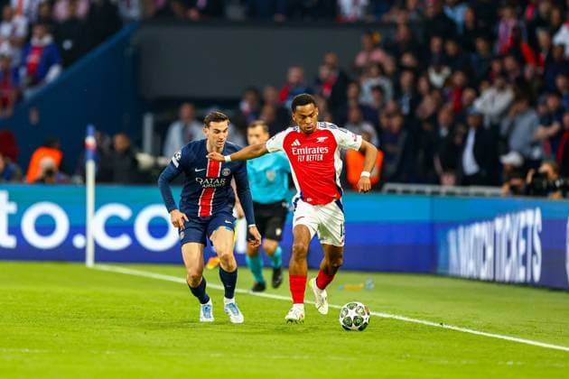 Paris Saint-Germain v Arsenal Champions League 07 05 2025. Semi-Final Fabian Ruiz (8) of Paris Saint-Germain tussles with Jurrien Timber (12) of Arsenal during the Champions League semi final match between Paris Saint-Germain and Arsenal at Parc des Princes, Paris, France on 7 May 2025. Editorial use only , Copyright: xNigelxKeenex PSI-22025-0022