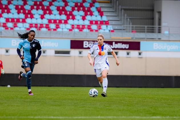 Eugenie Le Sommer (9 Olympique Lyonnais) in action during the D1 Arkema game between Olympique Lyonnais and Le Havre Athletic Club at Stade Pierre Rajon in Bourgoin-Jallieu, France. (Pauline FIGUET SPP) Copyright: xPaulinexFIGUETx xSPPx spp-en-PaFiSp-PF_OLHAC3149
