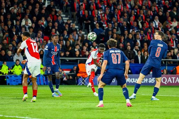 Paris Saint-Germain v Arsenal Champions League 07 05 2025. Semi-Final Bukayo Saka (7) of Arsenal shoots towards the goal during the Champions League semi final match between Paris Saint-Germain and Arsenal at Parc des Princes, Paris, France on 7 May 2025. Editorial use only , Copyright: xNigelxKeenex PSI-22025-0048