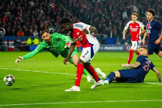 Bukayo Saka of Arsenal scores a goal for their side to make it 2-1 Paris Saint-Germain v Arsenal, UEFA Champions League, Semi Final, Second Leg, Football, Parc des Princes, Paris, France - 07 May 2025 EDITORIAL USE ONLY No use with unauthorised audio, video, data, fixture lists, club league logos or live services. Online in-match use limited to 120 images, no video emulation. No use in betting, games or single club league player publications. Copyright: xJavierxGarcia Shutterstockx 15288068dl