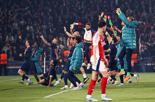 (250508) -- PARIS, May 8, 2025 -- Paris Saint-Germain s players celebrate advancing to the final after winning the UEFA Champions League semifinal second leg match between Paris Saint-Germain and Arsenal at the Parc des Princes stadium in Paris, France, May 7, 2025. ) (SP)FRANCE-PARIS-FOOTBALL-UEFA CHAMPIONS LEAGUE-PSG VS ARSENAL GaoxJing 