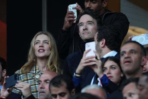 French businessman Antoine Arnault, now owner of Paris FC, with his wife Russian model and actor Natalia Vodianova Paris Saint-Germain v Arsenal, UEFA Champions League, Semi Final, Second Leg, Football, Parc des Princes, Paris, France - 07 May 2025 EDITORIAL USE ONLY No use with unauthorised audio, video, data, fixture lists, club league logos or live services. Online in-match use limited to 120 images, no video emulation. No use in betting, games or single club league player publications. Copyright: xDavexWinter Shutterstockx 15288067fu