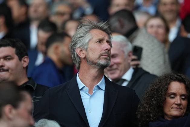 Former Dutch international goalkeeper Edwin Van Der Sar Paris Saint-Germain v Arsenal, UEFA Champions League, Semi Final, Second Leg, Football, Parc des Princes, Paris, France - 07 May 2025 EDITORIAL USE ONLY No use with unauthorised audio, video, data, fixture lists, club league logos or live services. Online in-match use limited to 120 images, no video emulation. No use in betting, games or single club league player publications. Copyright: xDavexWinter Shutterstockx 15288067ff