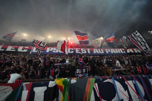 PSG fans Paris Saint-Germain v Arsenal, UEFA Champions League, Semi Final, Second Leg, Football, Parc des Princes, Paris, France - 07 May 2025 EDITORIAL USE ONLY No use with unauthorised audio, video, data, fixture lists, club league logos or live services. Online in-match use limited to 120 images, no video emulation. No use in betting, games or single club league player publications. Copyright: xDavexWinter Shutterstockx 15288067nf