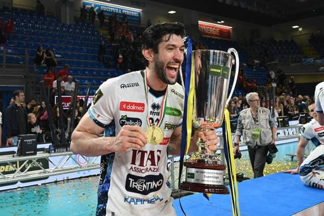 VOLLEY - Superlega Serie A - Playoff Scudetto - Final - Cucine Lube Civitanova vs Itas Trentino Itas Trentino s Resende Gualberto Flavio 23 celebrations for the conquest of the title during Playoff Scudetto - Final - Cucine Lube Civitanova vs Itas Trentino, Volleyball Italian Serie A Men Superleague match in Civitanova Marche, Italy, May 07 2025 Civitanova Marche Italy  Copyright: xIPAxSport ABACAx