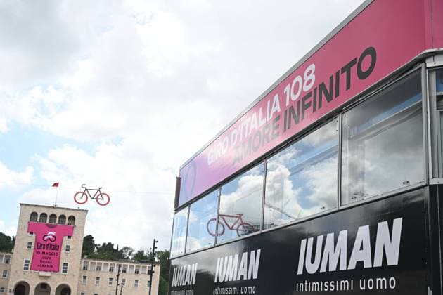 08-05-2025 Vigilia Giro D italia 2025; Tirana; 