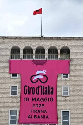 08-05-2025 Vigilia Giro D italia 2025; Tirana; 