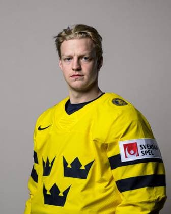 250508 Emil Heineman of Sweden poses for a portrait ahead of the 2025 IIHF Ice Hockey World Championship on May 8, 2025 in Stockholm Editors note Background has been retouched Photo Joel Marklund BILDBYRAN kod JM JM0670 bbeng ishockey ice hockey ishockey vm 2025 vm 2025 iihf world championship porträtt sverige sweden  Copyright: JOELxMARKLUND BB250508JM044