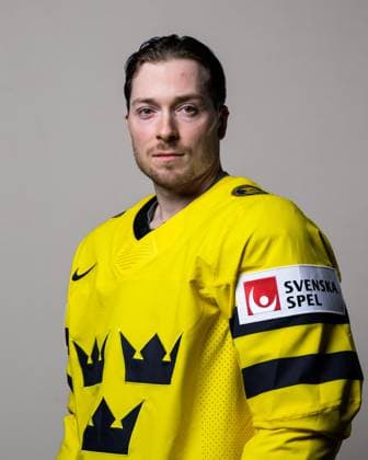 250508 Jesper FrödÃ n of Sweden poses for a portrait ahead of the 2025 IIHF Ice Hockey World Championship on May 8, 2025 in Stockholm Editors note Background has been retouched Photo Joel Marklund BILDBYRAN kod JM JM0670 bbeng ishockey ice hockey ishockey vm 2025 vm 2025 iihf world championship porträtt sverige sweden  Copyright: JOELxMARKLUND BB250508JM051