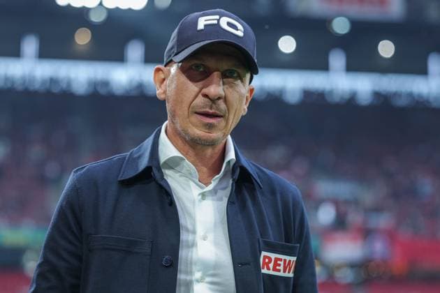 Soccer 2 Bundesliga 32 Matchday 1 FC Köln SSV Jahn Regensburg on 03 05 2025 at RheinEnergieStadion in Cologne Gerhard Struber Coach Head Coach Cologne DFL regulations prohibit any use of photographs as image sequences and or quasi video xJRx