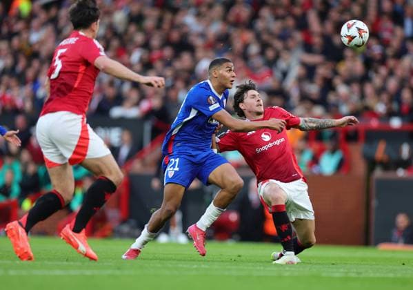 8th May 2025; Old Trafford, Manchester, England; Europa League Semi Final Second Leg Football, Manchester United, ManU versus Athletic Club; Maroan Sannadi of Athletic Club contests the ball with Victor Lindelof of Manchester United  ActionPlus12783965 RogerxEvans